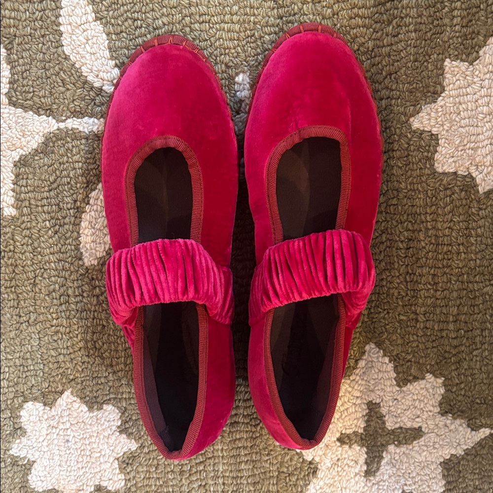 Flabelus Mafalda in Plum - Picture 4 of 9